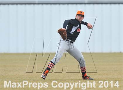 Thumbnail 3 in Nocona vs. Callisburg (Lindsay Tournament) photogallery.