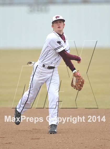 Thumbnail 1 in Nocona vs. Callisburg (Lindsay Tournament) photogallery.