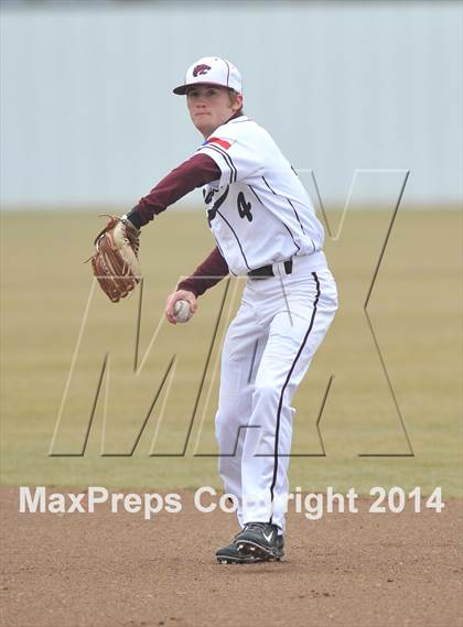 Thumbnail 1 in Nocona vs. Callisburg (Lindsay Tournament) photogallery.
