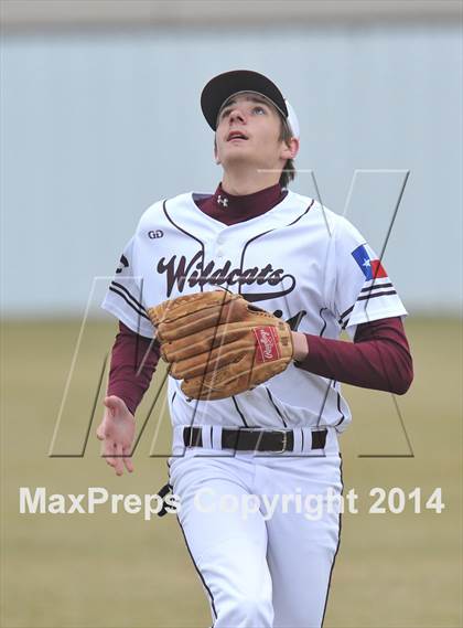 Thumbnail 1 in Nocona vs. Callisburg (Lindsay Tournament) photogallery.