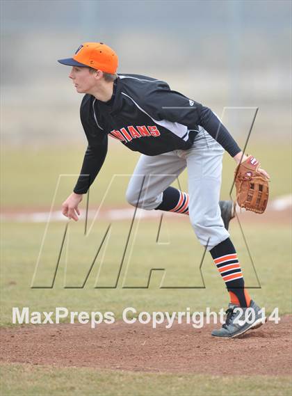 Thumbnail 2 in Nocona vs. Callisburg (Lindsay Tournament) photogallery.