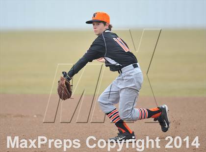 Thumbnail 3 in Nocona vs. Callisburg (Lindsay Tournament) photogallery.