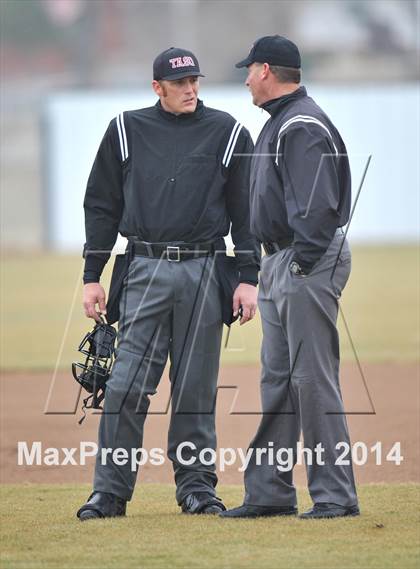 Thumbnail 2 in Nocona vs. Callisburg (Lindsay Tournament) photogallery.