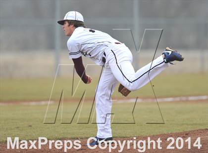 Thumbnail 1 in Nocona vs. Callisburg (Lindsay Tournament) photogallery.