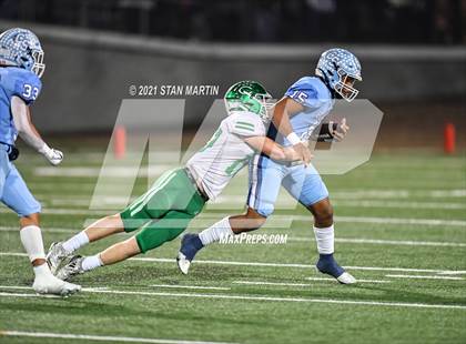 Thumbnail 2 in China Spring vs. Cuero (UIL 4A D2 Semifinal Playoff) photogallery.