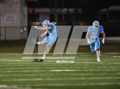 Thumbnail 2 in China Spring vs. Cuero (UIL 4A D2 Semifinal Playoff) photogallery.