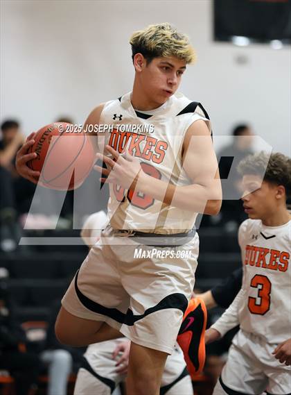 Thumbnail 2 in JV: Onteora @ Marlboro Central photogallery.