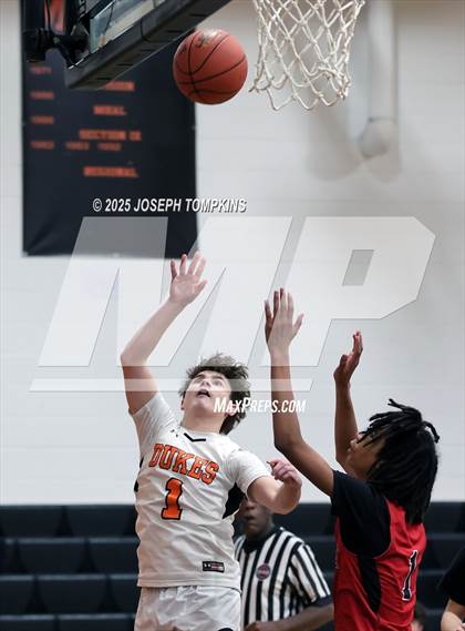 Thumbnail 1 in JV: Onteora @ Marlboro Central photogallery.