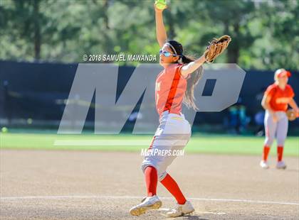 Thumbnail 3 in Sierra Canyon vs Paraclete photogallery.