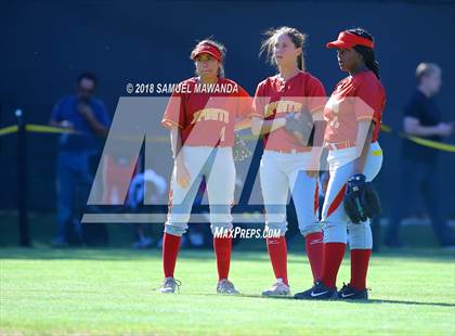 Thumbnail 3 in Sierra Canyon vs Paraclete photogallery.