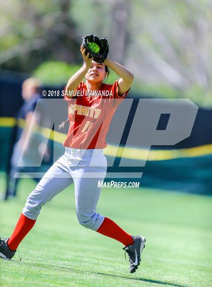 Thumbnail 3 in Sierra Canyon vs Paraclete photogallery.