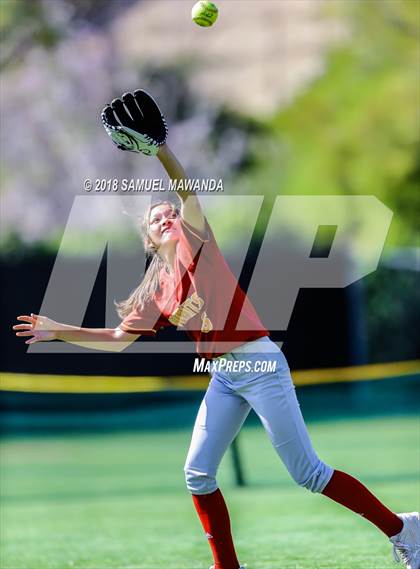 Thumbnail 3 in Sierra Canyon vs Paraclete photogallery.