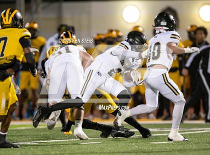 Thumbnail 2 in Oak Grove @ St. James (LHSAA Division III Non-Select Quarterfinal) photogallery.