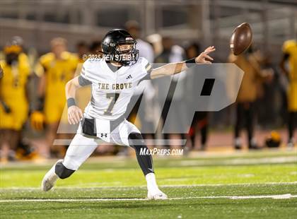 Thumbnail 1 in Oak Grove @ St. James (LHSAA Division III Non-Select Quarterfinal) photogallery.