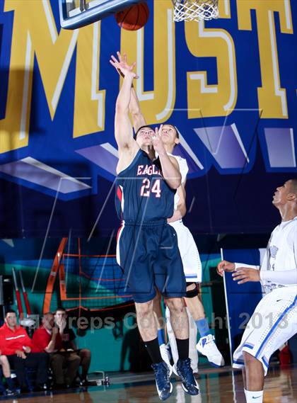 Thumbnail 1 in Eastchester vs Saunders  (Hoops For A Cure Extravaganza) photogallery.