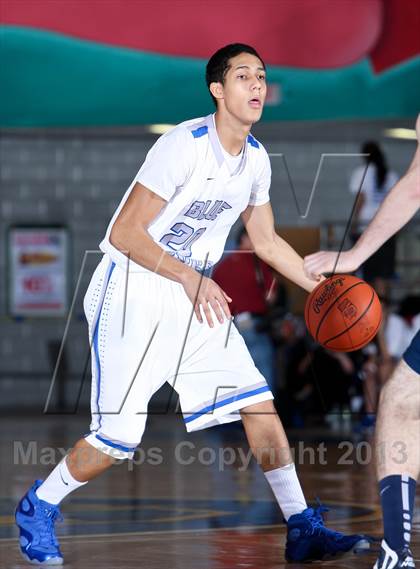 Thumbnail 3 in Eastchester vs Saunders  (Hoops For A Cure Extravaganza) photogallery.
