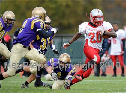 Thumbnail 2 in Amityville vs. Sayville (D3 Quarterfinal) photogallery.