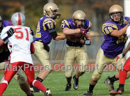 Thumbnail 3 in Amityville vs. Sayville (D3 Quarterfinal) photogallery.