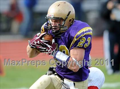 Thumbnail 2 in Amityville vs. Sayville (D3 Quarterfinal) photogallery.