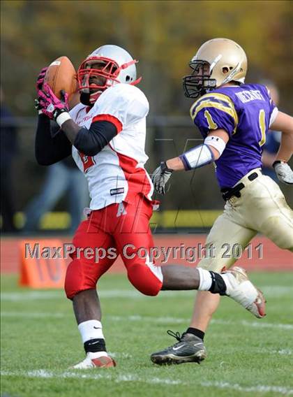 Thumbnail 1 in Amityville vs. Sayville (D3 Quarterfinal) photogallery.