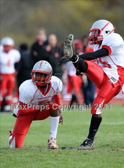 Thumbnail 3 in Amityville vs. Sayville (D3 Quarterfinal) photogallery.