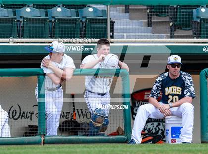 Thumbnail 1 in Galesburg vs. Monroe photogallery.