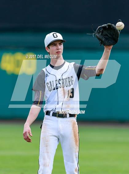 Thumbnail 3 in Galesburg vs. Monroe photogallery.