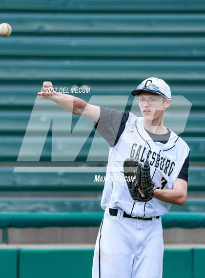 Thumbnail 2 in Galesburg vs. Monroe photogallery.