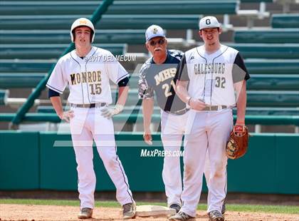 Thumbnail 2 in Galesburg vs. Monroe photogallery.