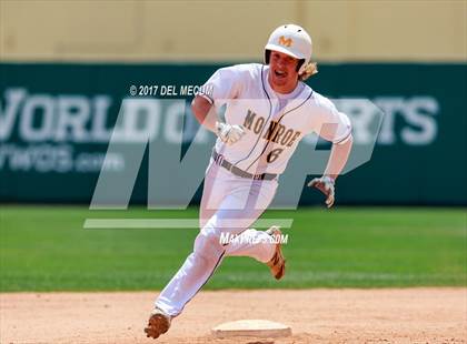 Thumbnail 1 in Galesburg vs. Monroe photogallery.