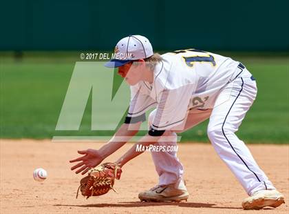 Thumbnail 1 in Galesburg vs. Monroe photogallery.
