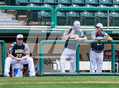 Thumbnail 1 in Galesburg vs. Monroe photogallery.