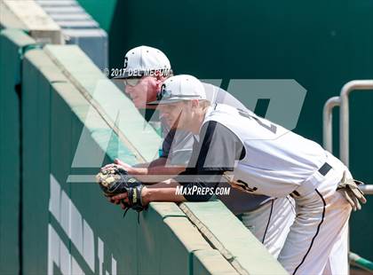 Thumbnail 1 in Galesburg vs. Monroe photogallery.