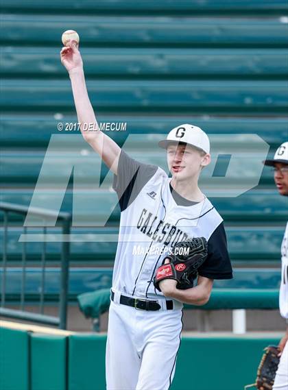 Thumbnail 3 in Galesburg vs. Monroe photogallery.