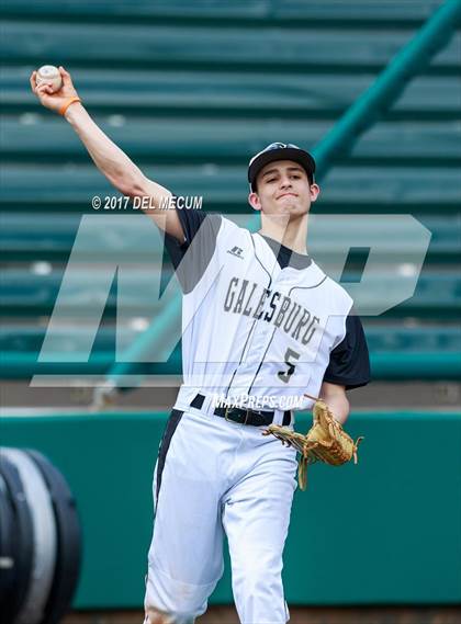 Thumbnail 1 in Galesburg vs. Monroe photogallery.