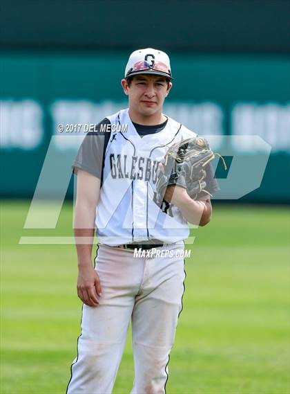Thumbnail 1 in Galesburg vs. Monroe photogallery.