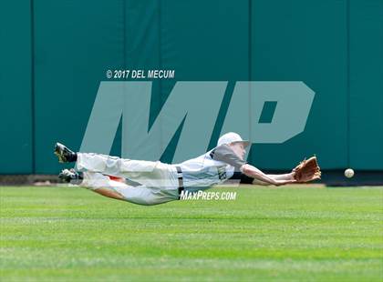 Thumbnail 1 in Galesburg vs. Monroe photogallery.