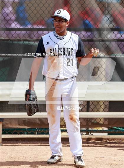 Thumbnail 2 in Galesburg vs. Monroe photogallery.