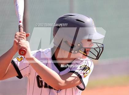 Thumbnail 3 in Boulder Creek vs Gilbert (Desert Mountain Invitational) photogallery.