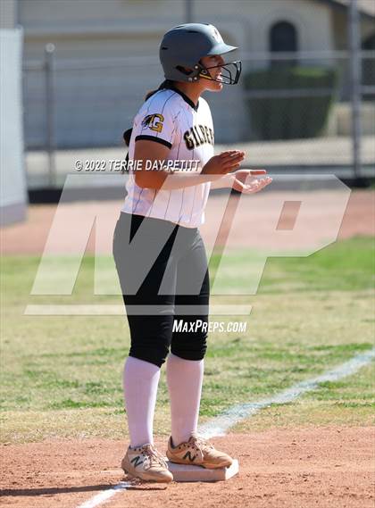 Thumbnail 2 in Boulder Creek vs Gilbert (Desert Mountain Invitational) photogallery.