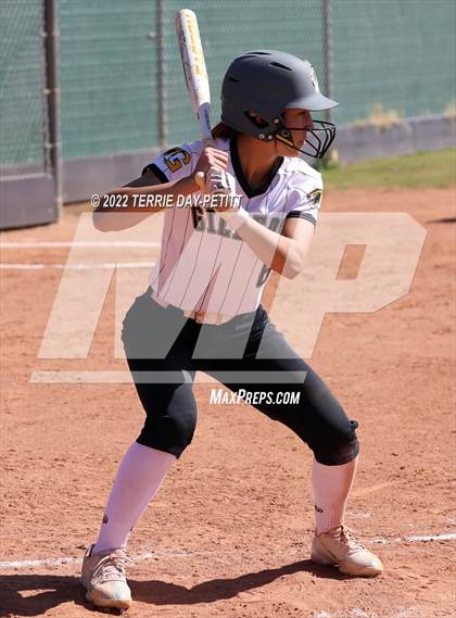 Thumbnail 1 in Boulder Creek vs Gilbert (Desert Mountain Invitational) photogallery.
