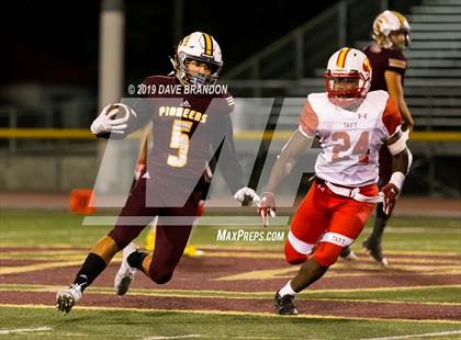 Thumbnail 2 in Taft @ Simi Valley photogallery.