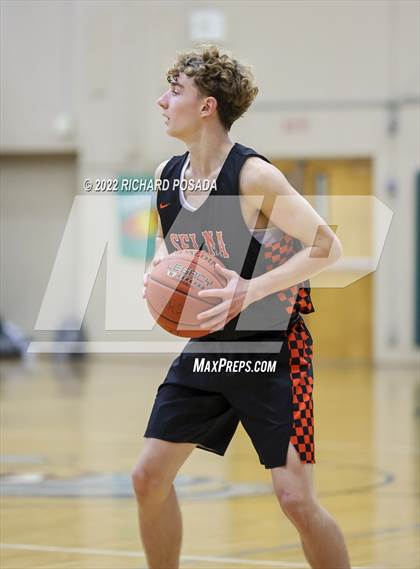 Thumbnail 1 in Selma @ Dinuba photogallery.