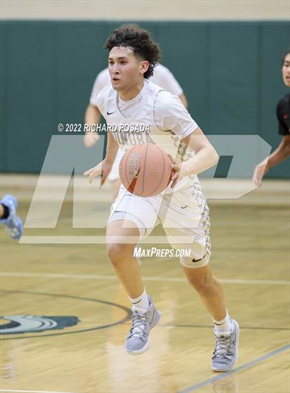 Thumbnail 3 in Selma @ Dinuba photogallery.