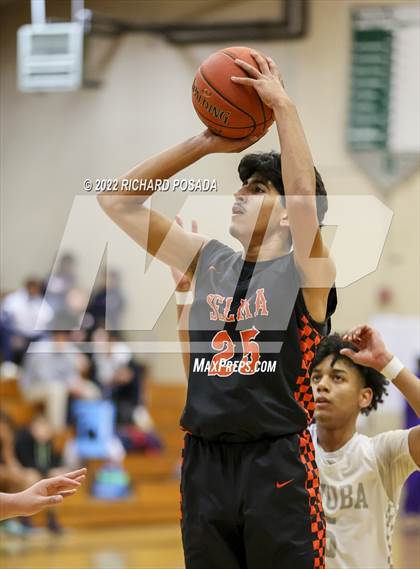 Thumbnail 2 in Selma @ Dinuba photogallery.