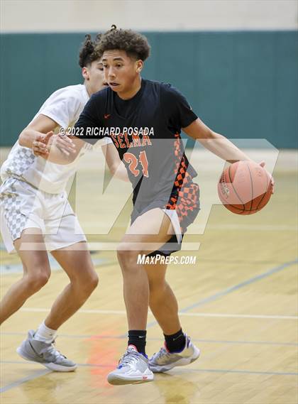Thumbnail 1 in Selma @ Dinuba photogallery.