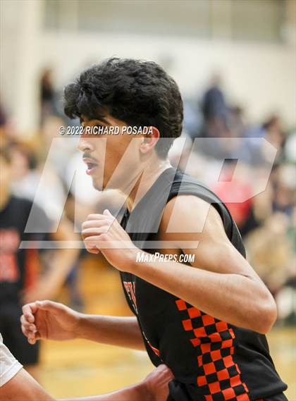 Thumbnail 1 in Selma @ Dinuba photogallery.