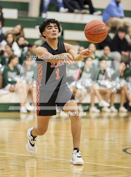 Thumbnail 3 in Selma @ Dinuba photogallery.
