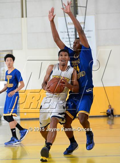 Thumbnail 2 in Rancho Christian vs. St. Bernard (CIF SS 5A Final) photogallery.