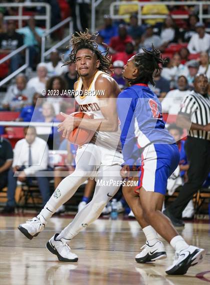 Thumbnail 2 in West Brook vs. Beaumont United (UIL 6A Quarterfinal) photogallery.